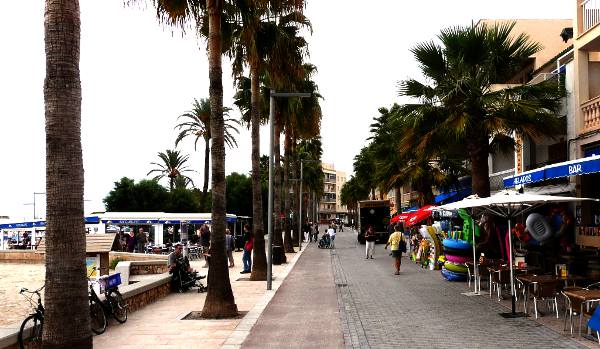 Strandpromenade in Colonia Sant Jordi